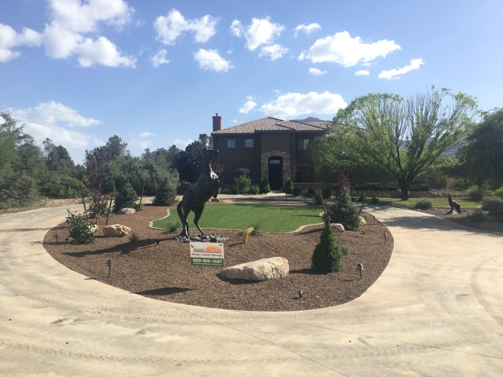 Finished product front yard landscaping